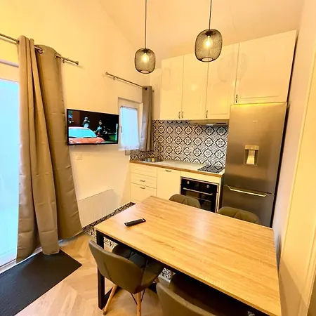 Studio Cozy 4 Couchages Proche De Paris Apartman